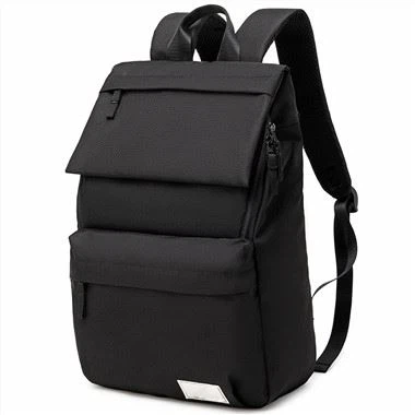 Lehký batoh na notebook